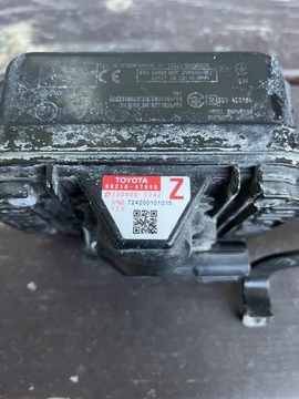 TOYOTA PRIUS IV Radar Distronic przód 88210-47090