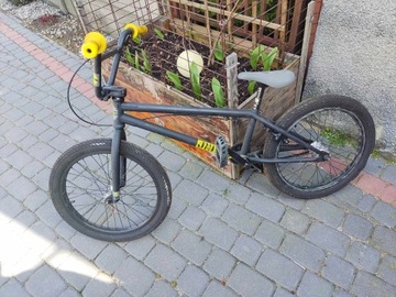 Rower BMX zadbany