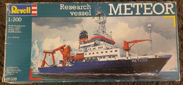 Revell 1/300 Research vessel METEOR 