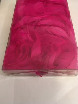 Piórka dekoracyjne różowe 50g