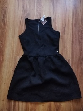Czarna elegancka rozkloszowana sukienka sukienka 