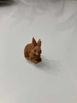 Figurka ozdobna zajączka króliczka na szczęście