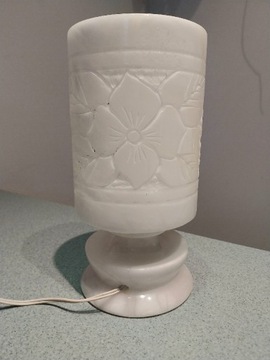Lampa stołowa nocna rzeźbiony alabaster