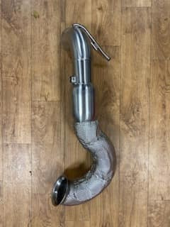 Downpipe + sport kat Mercedes GLA 45 AMG