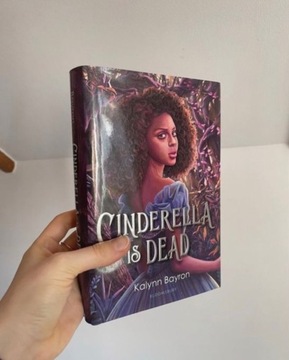 Książka ,,Cinderella is dead”