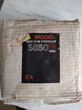 Brooks mass flow controller/meter 5850TR series