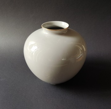 Porcelanowy wazon Metzler Ortloff Ilmenau 