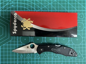 Nóż Spyderco Delica 4 Plain