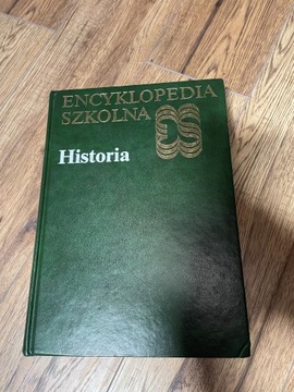 Encyklopedia Szkolna - Historia