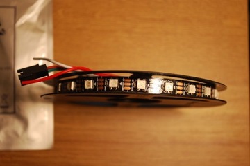 1m taśmy WS2812B 60 leds/m czarna IP20