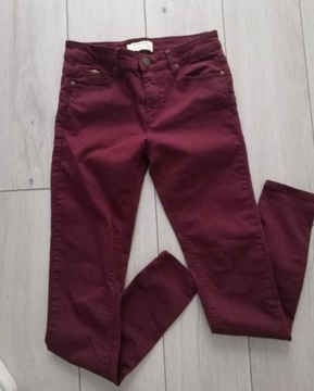 Spodnie jeansowe Stradivarius bordowe push up 34