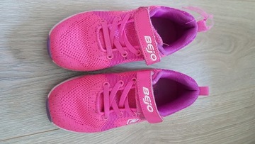 Buty sportowe VETAS marki BEJO