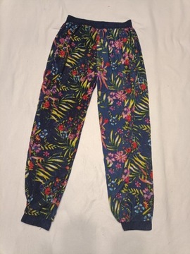 Kolorowe ortalionowe spodnie alladynki 