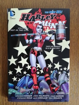 Harley Quinn Hot in the city 