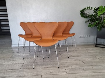 Krzesła seria 7 fritz hansen Arne Jacobsen 