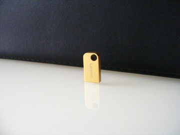 Pendrive Lenovo 2TB Gold Special Edition