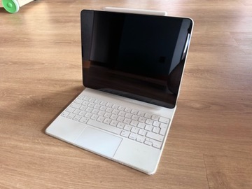 Sprzedam Komplet: iPad Pro 12,9" 2021, Magic Keyboard, Apple Pencil 2