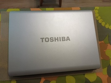 Toshiba Satellite L300-11I 15,4"