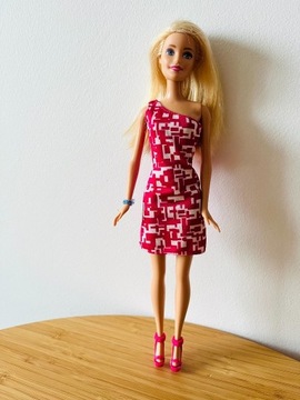 Barbie Fashionistas, Modne przyjaciółki