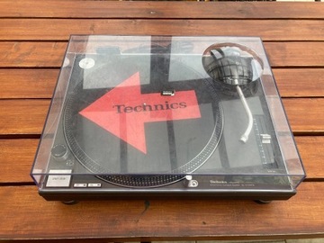 Technics 1210 MK2 + pokrywa + slipmata + krążek