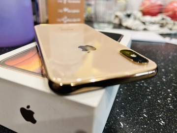 iPhone XS 64 GB GOLD