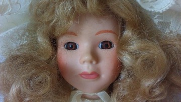Angielska lalka porcelanowa 40cm