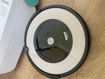 Odkurzacz robot sprzątający iRobot roomba e5