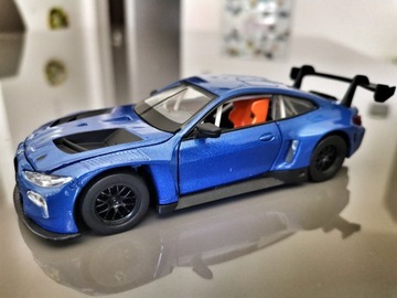 BMW M4 GT3, piękny model 1:32, Led, dźwięk