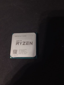 Procesor AMD Ryzen 3 2200G 3,5GHz AM4