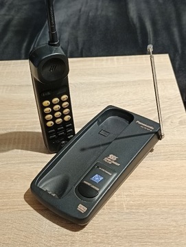 Telefon bezprzewodowy Panasonic KX-TC157-B klasyk