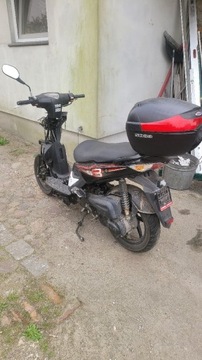 Sprzedam skuter marki kymco 50ccm 2016r