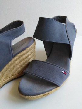 HILFIGER DENIM damskie buty na koturnie rozm. 38