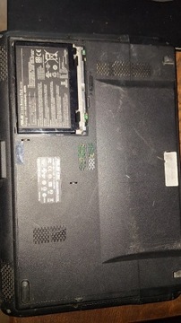 Laptop ASUS K50C po upadku, na części