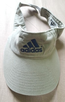 Daszek adidas czapka