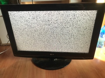 TV Telewizor 32 cale LG LCD z pilotem