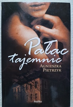 Pałac tajemnic - Agnieszka Pietrzyk