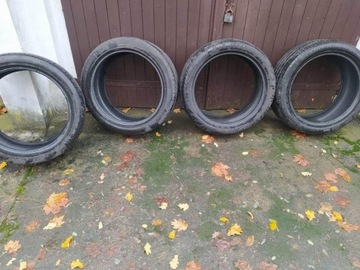 Opony letnie Pirelli 285/40/21