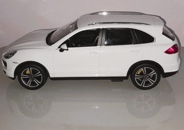 Zdalnie sterowane Porsche Cayenne 1:14 + prezent