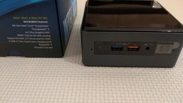 Komputer Nuc8i3BEH  Ram 2x4GB, SSD 240GB + Monitor