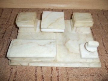 Garnitur z alabastru na biurko