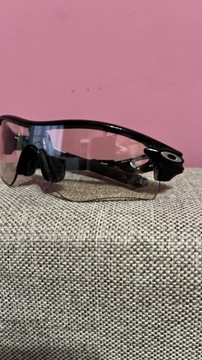 Oakley Radarlock