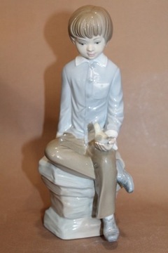 Porcelanowa figurka chłopca Zaphir, nr 16 FiaF