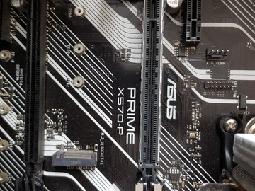 Asus Prime X570-P + AMD Ryzen 9 3900X + silentium 
