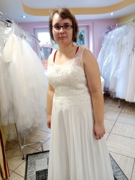 Suknia ślubna z wesonem