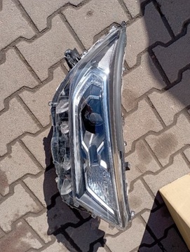 Reflektor prawy Toyota RAV4 V 19-24 FULL LED 