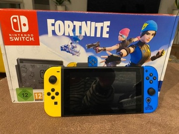 NIntendo Switch FORTNITE EDITION + gra Mario