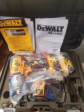 Klucz udarowy Dewalt DCF899P2 2x5,0Ah+ład+walizka