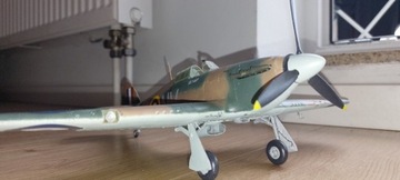 HAWKER HURRICANE MK IIB 1:32 gotowy model 