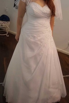 Suknia ślubna rozmiar 44 + welon