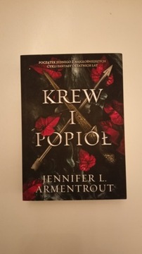 Książka pt. Krew i Popiół Jennifer L.Armentrat